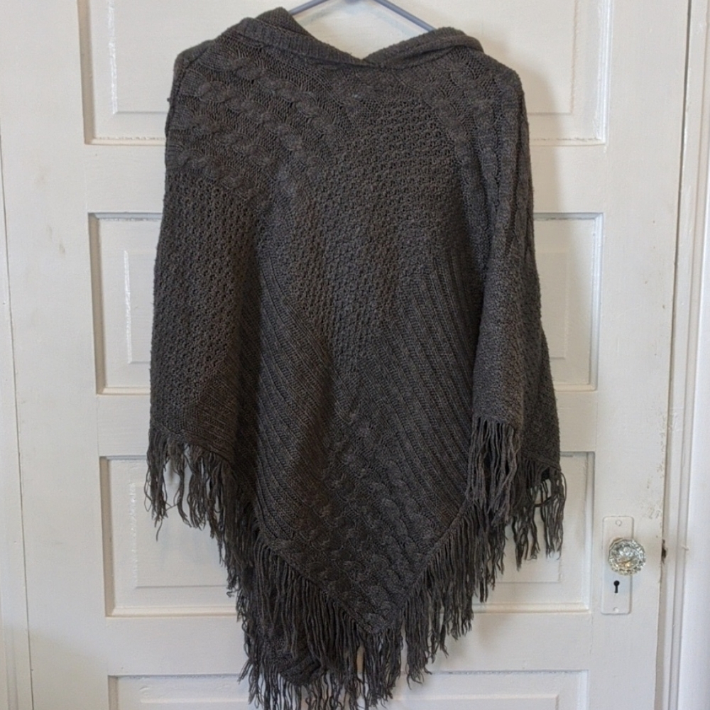 Hooded poncho